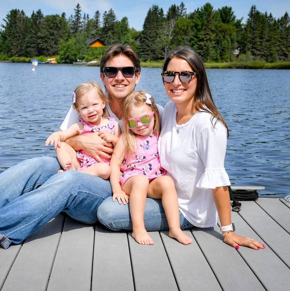 Meet your Posher, Lauren - Picture 1 of 1